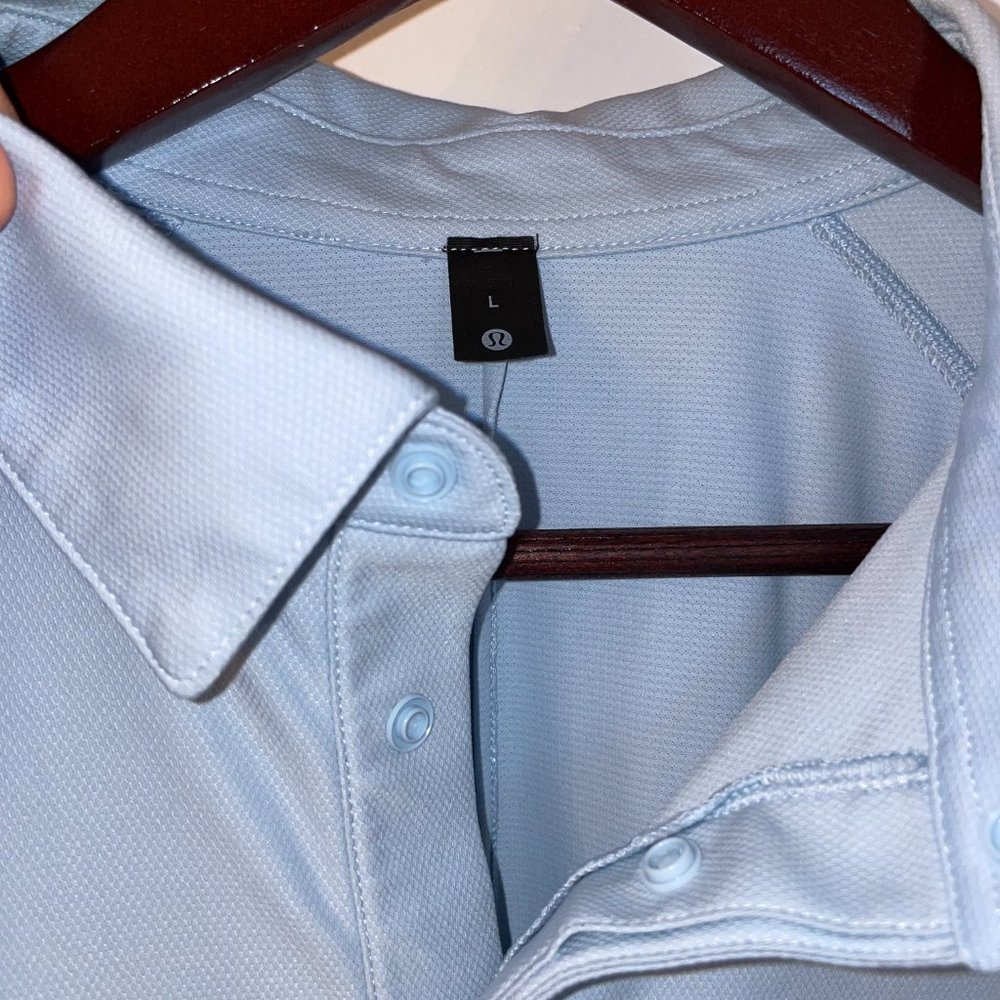 Lululemon Golf shirt (L)